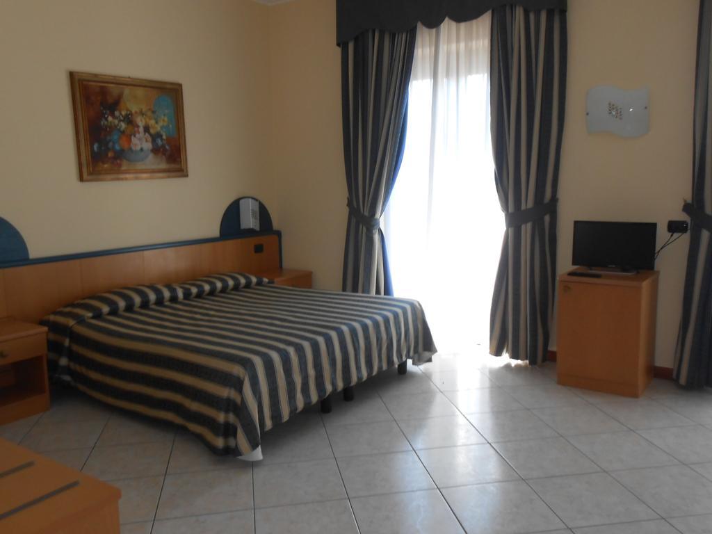Albergo Villa Eva Costermano Habitación foto