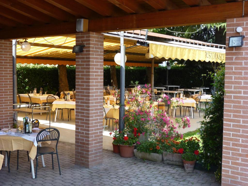 Albergo Villa Eva Costermano Exterior foto